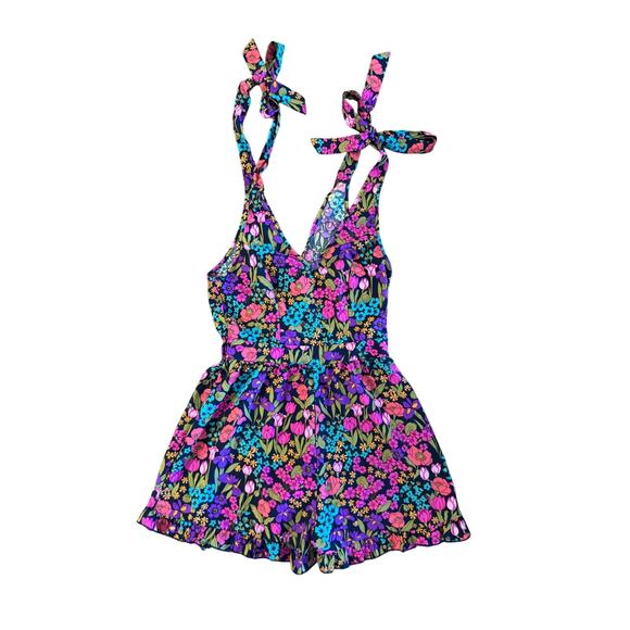 Resort Style Flower Print Romper, Size 2 (XS) - Picture 8 of 10